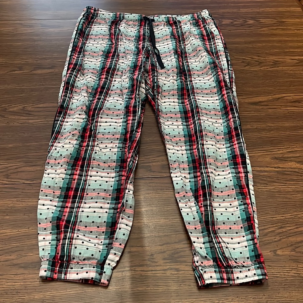 Victoria secret lounge pants, size medium